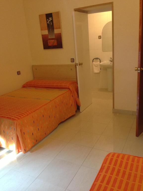 Hostal Cervantes Valdemoro Zimmer foto